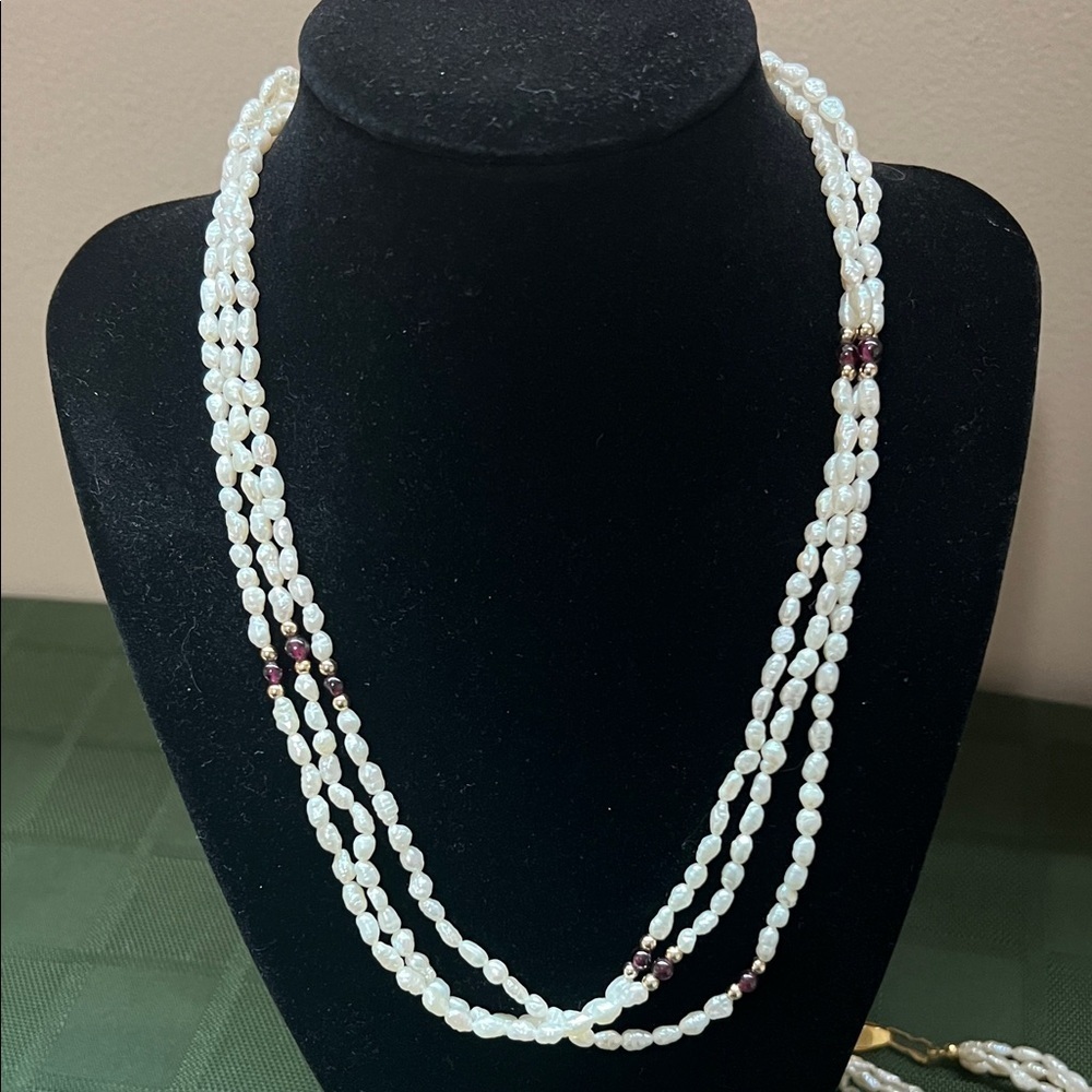 Vintage Fresh Water Pearl Jewelry Set ( includes necklace,bracelet earrings) - Picture 14 of 16